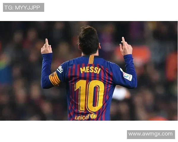 退役四大足球巨星盘点：梅西 C 罗 贝尔 皮克的传奇之路